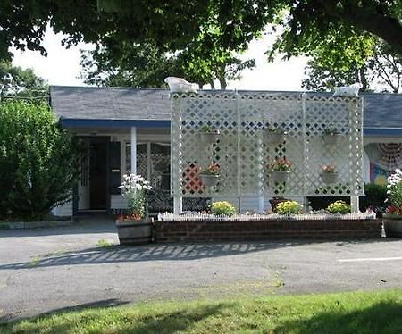 The Hyannis Star Motor Inn Exterior photo